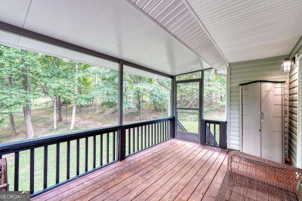 754 Honeysuckle LN Blairsville, GA 30512