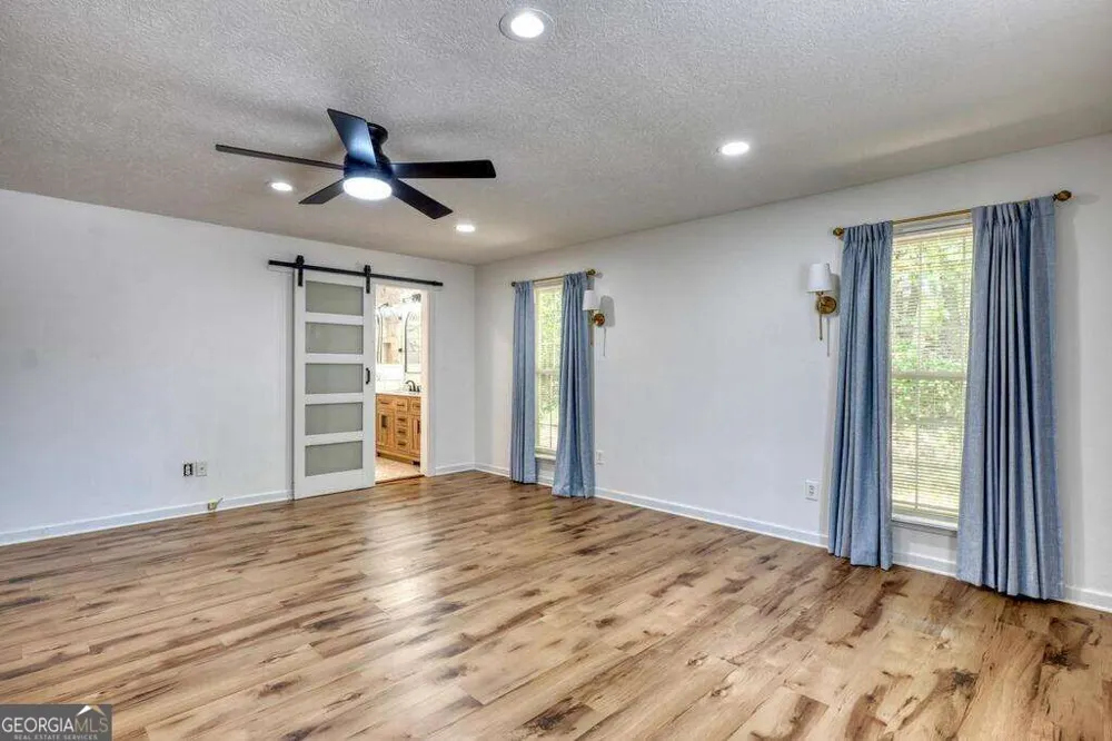 754 Honeysuckle LN Blairsville, GA 30512