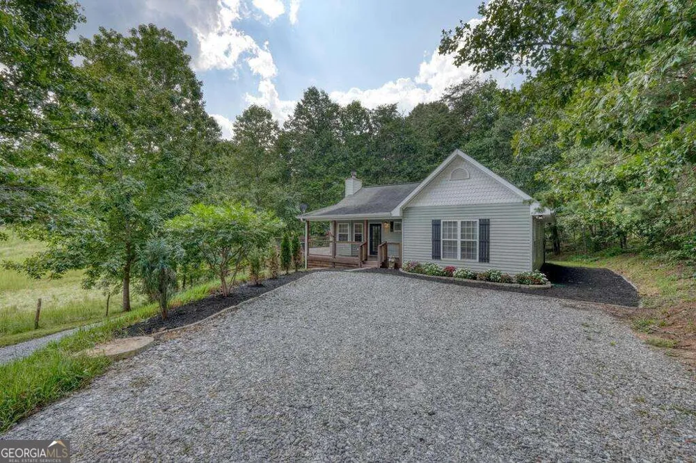 754 Honeysuckle LN Blairsville, GA 30512
