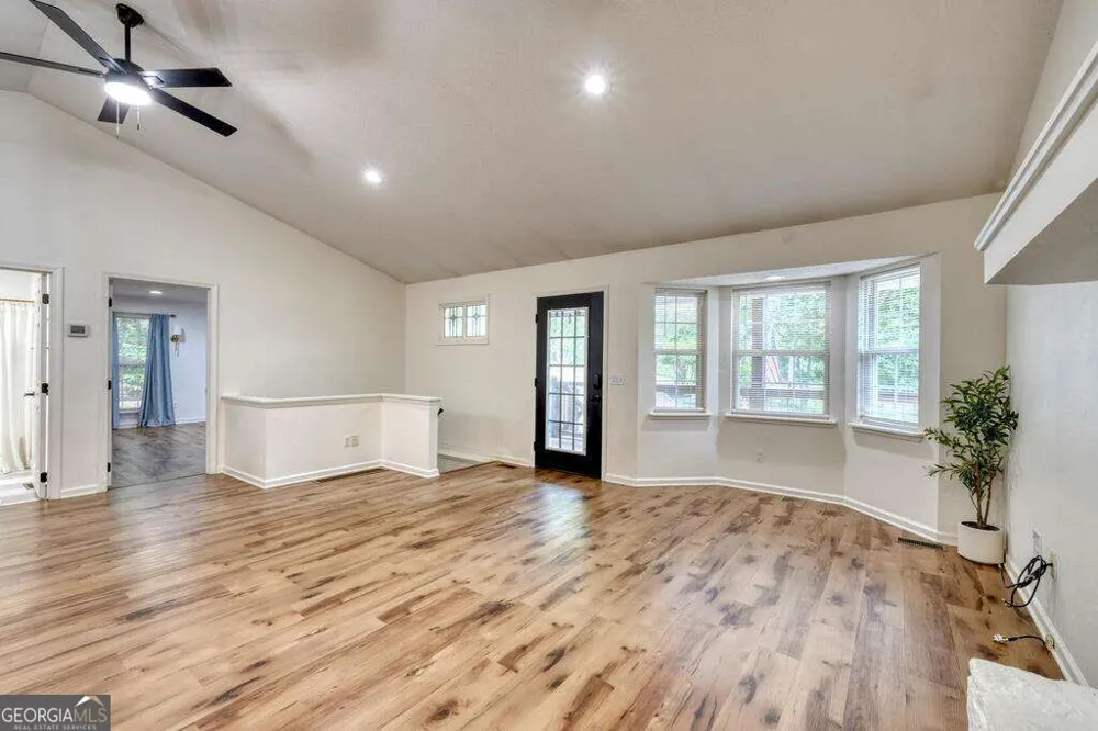 754 Honeysuckle LN Blairsville, GA 30512