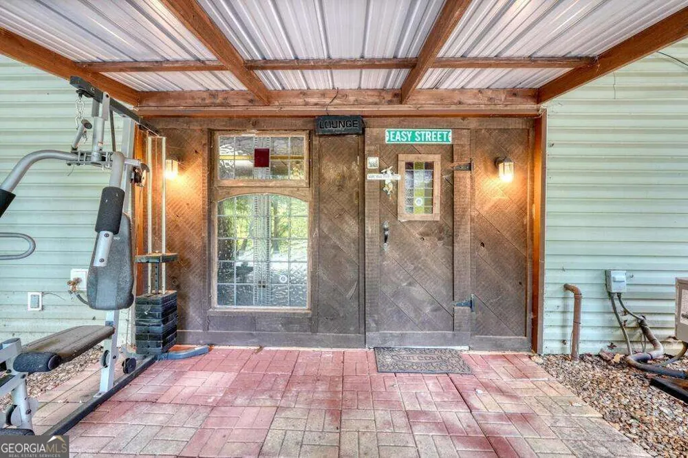 754 Honeysuckle LN Blairsville, GA 30512