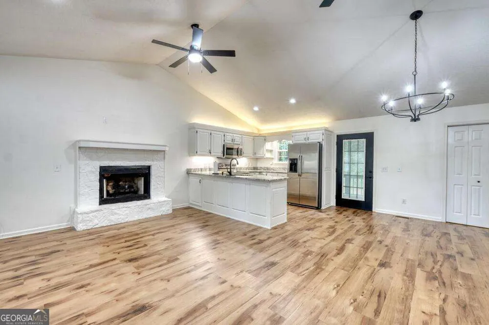 754 Honeysuckle LN Blairsville, GA 30512