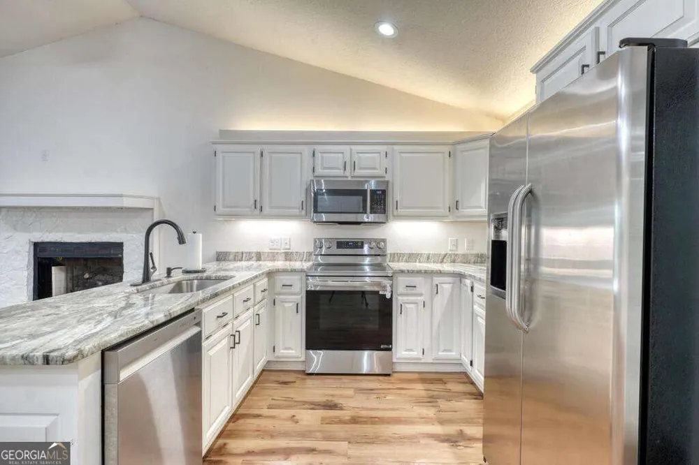 754 Honeysuckle LN Blairsville, GA 30512