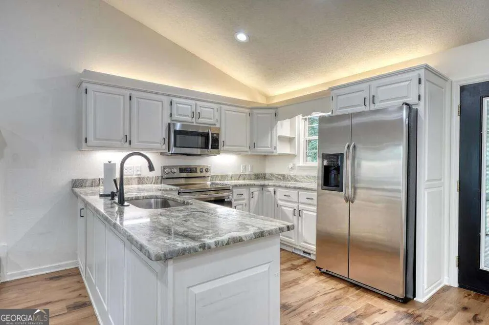 754 Honeysuckle LN Blairsville, GA 30512