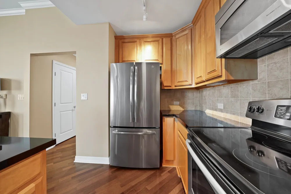 500 Throckmorton Street #1701 Fort Worth, TX 76102