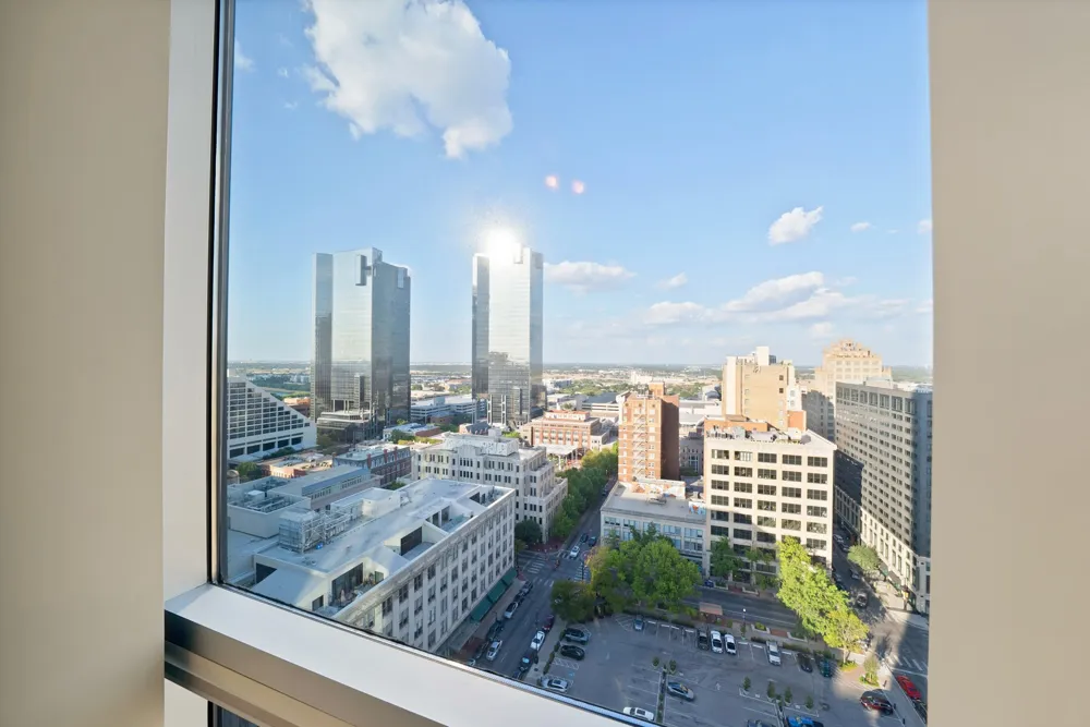 500 Throckmorton Street #1701 Fort Worth, TX 76102