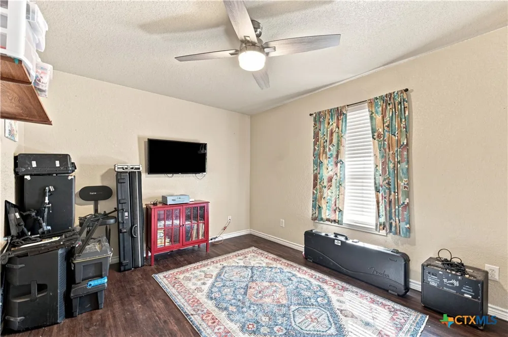 910 Cedar Ridge Road Gatesville, TX 76528