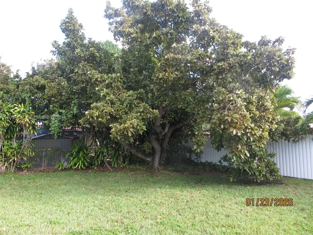 7435 SW 22nd St Miami, FL 33155