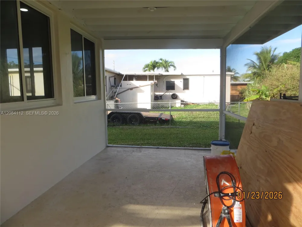 7435 SW 22nd St Miami, FL 33155