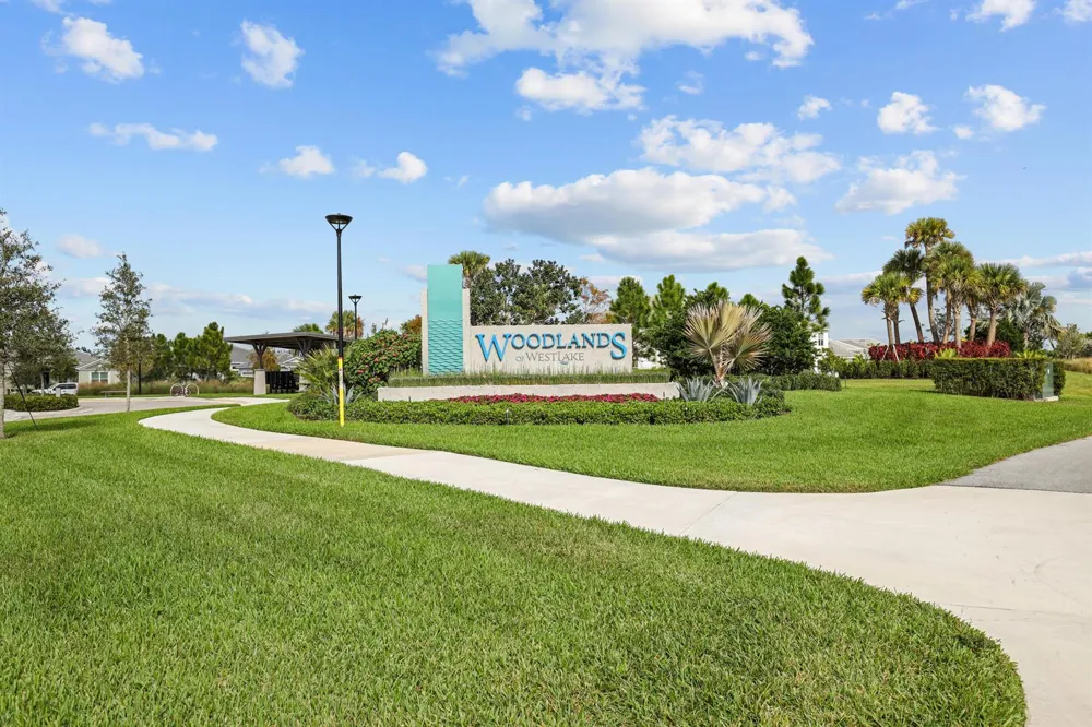 786 SE COURANCES DRIVE Port St. Lucie, FL 34984