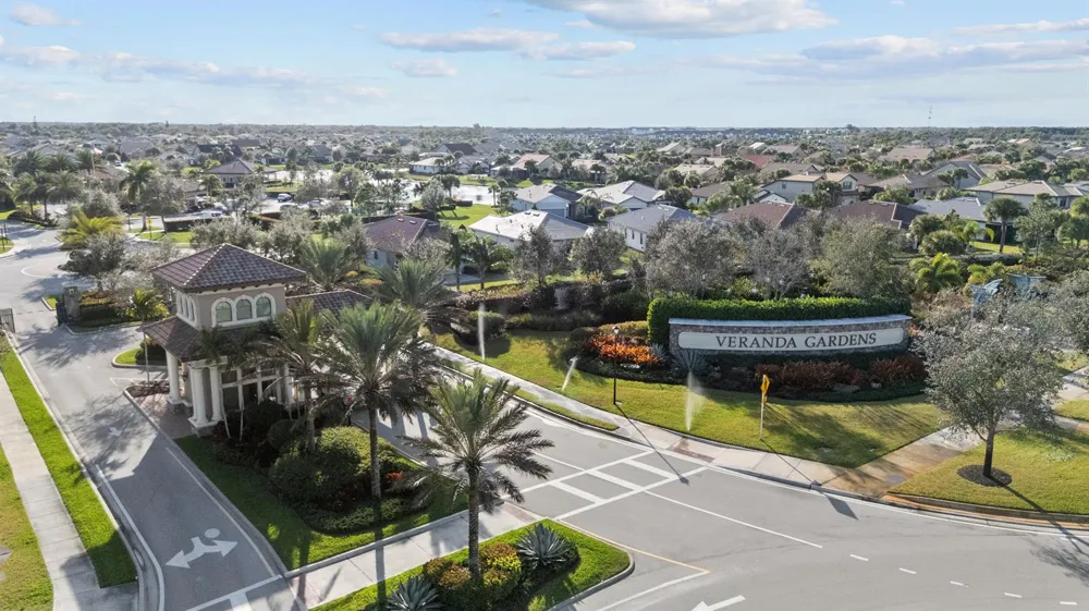 786 SE COURANCES DRIVE Port St. Lucie, FL 34984
