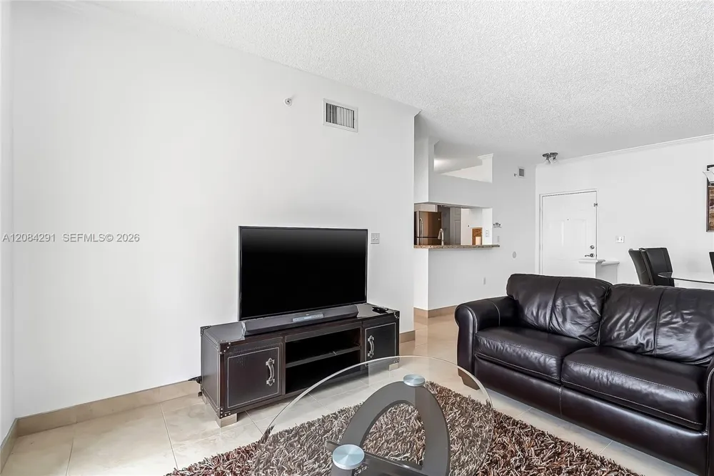17150 Bay Rd #2618 Sunny Isles Beach, FL 33160