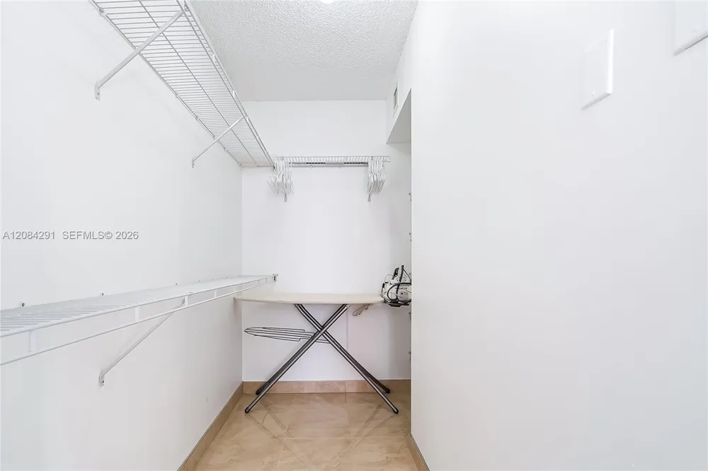 17150 Bay Rd #2618 Sunny Isles Beach, FL 33160