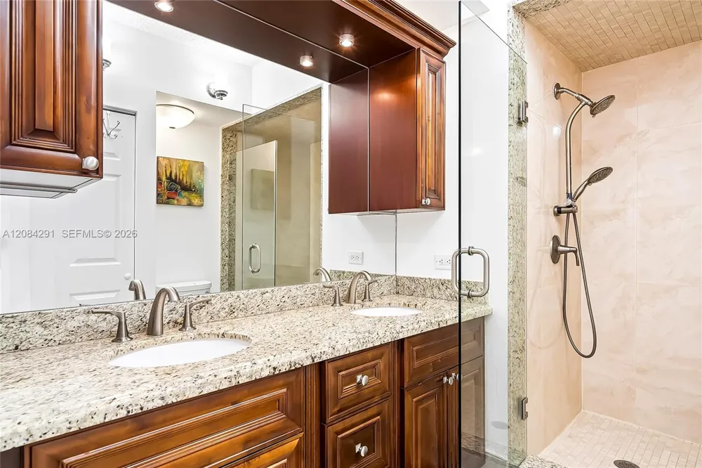 17150 Bay Rd #2618 Sunny Isles Beach, FL 33160