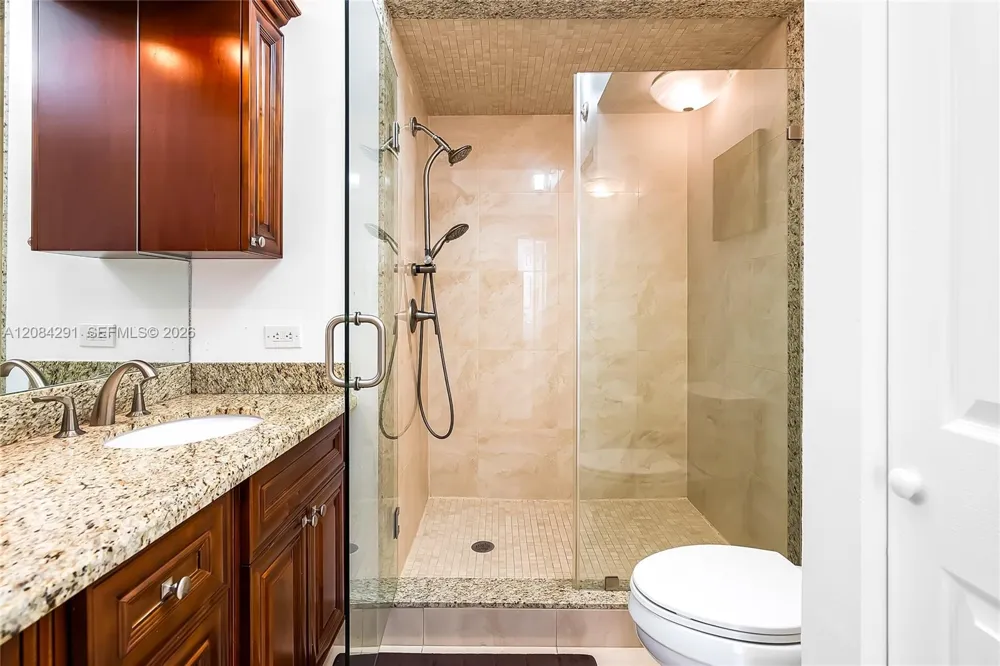 17150 Bay Rd #2618 Sunny Isles Beach, FL 33160