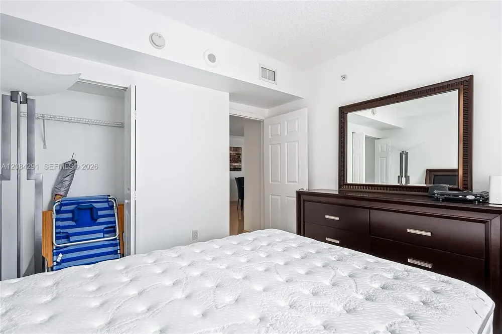 17150 Bay Rd #2618 Sunny Isles Beach, FL 33160