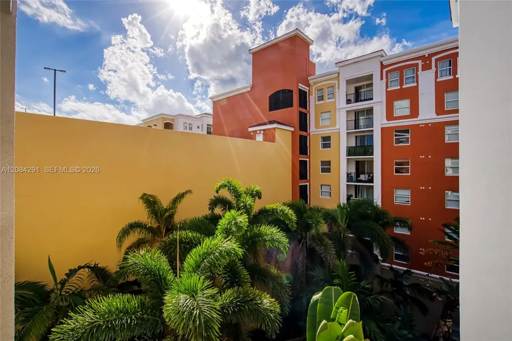 17150 Bay Rd #2618 Sunny Isles Beach, FL 33160