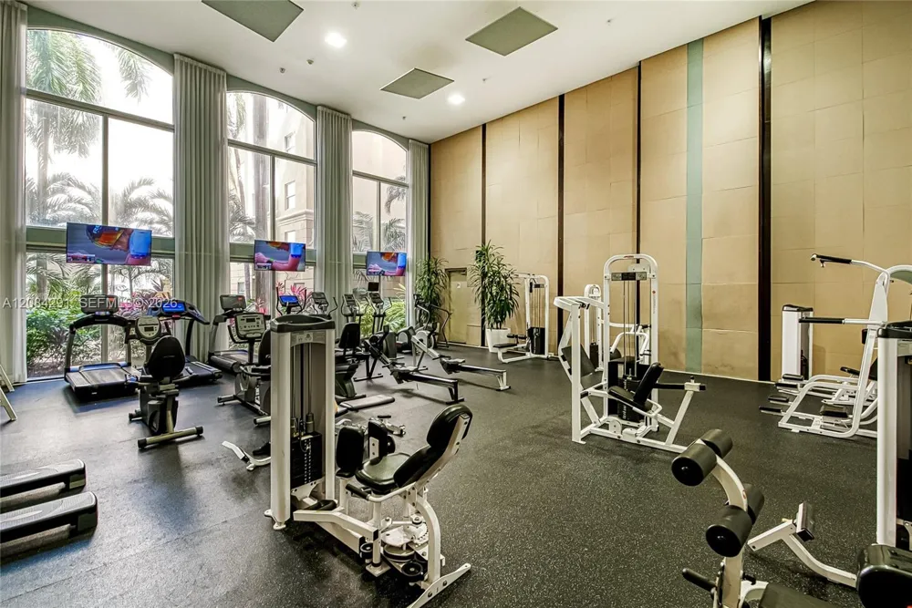 17150 Bay Rd #2618 Sunny Isles Beach, FL 33160
