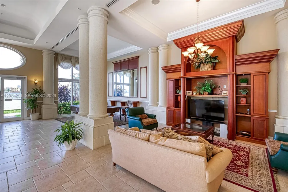 17150 Bay Rd #2618 Sunny Isles Beach, FL 33160