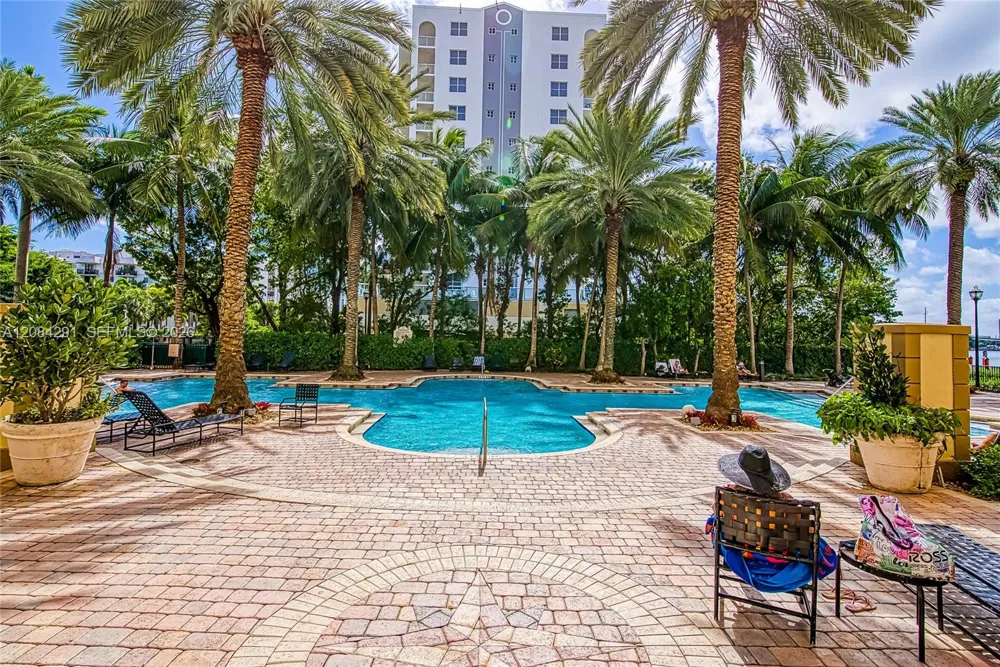 17150 Bay Rd #2618 Sunny Isles Beach, FL 33160
