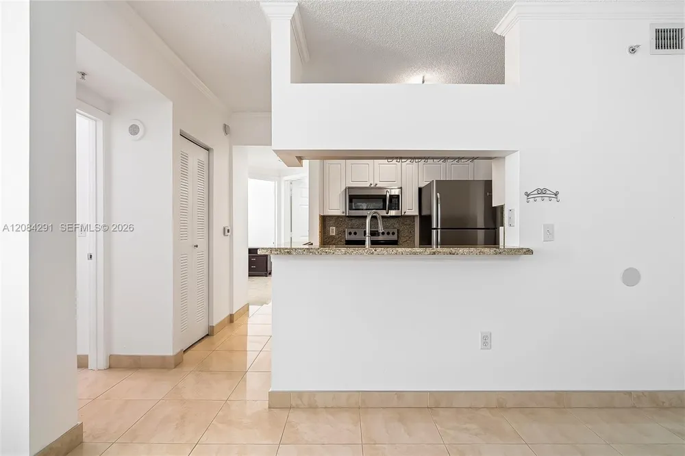 17150 Bay Rd #2618 Sunny Isles Beach, FL 33160