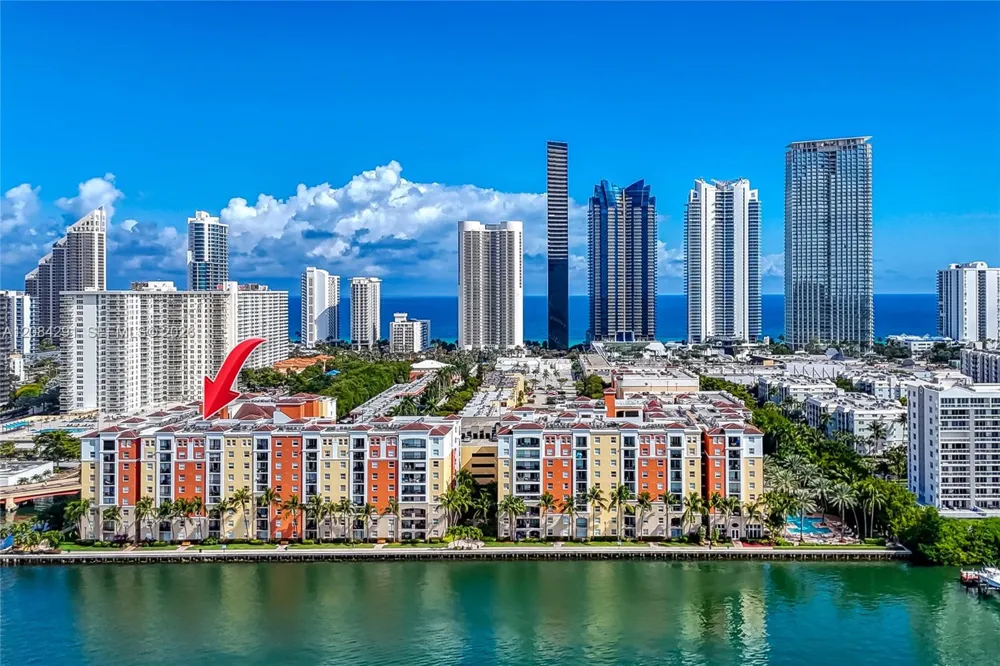 17150 Bay Rd #2618 Sunny Isles Beach, FL 33160