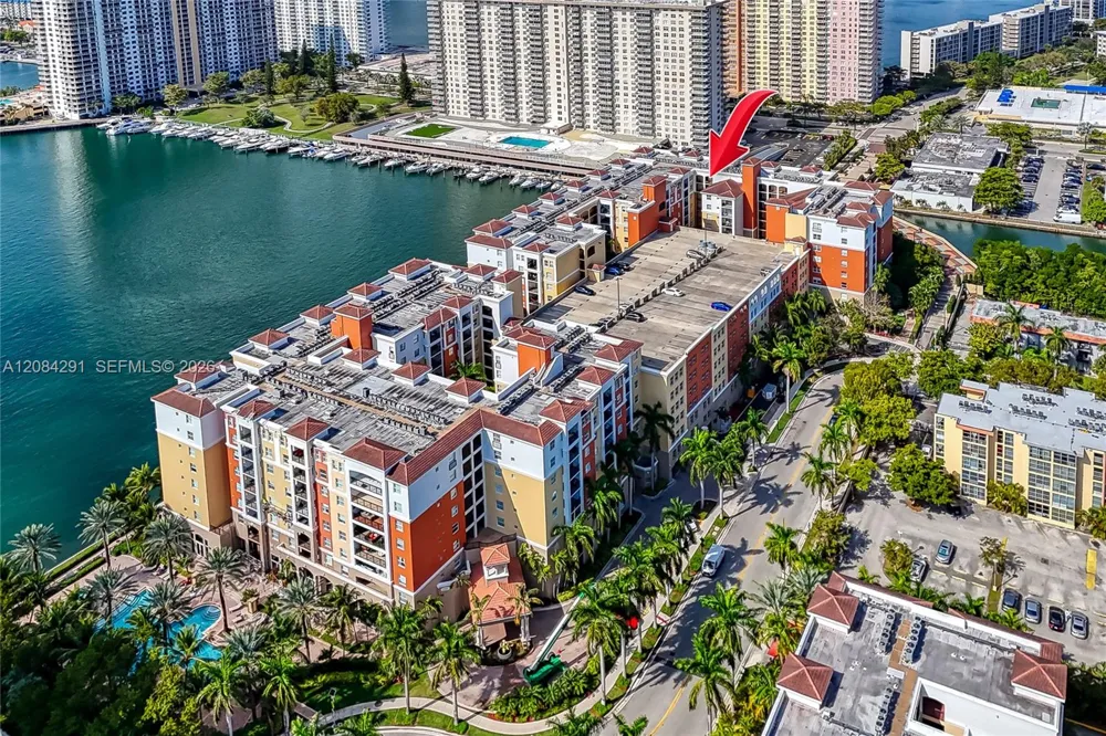 17150 Bay Rd #2618 Sunny Isles Beach, FL 33160