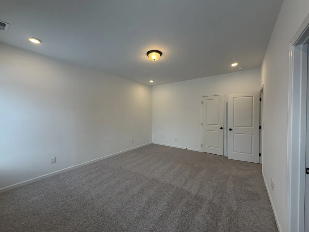 303 Oakfield Lane Clarksville, TN 37043