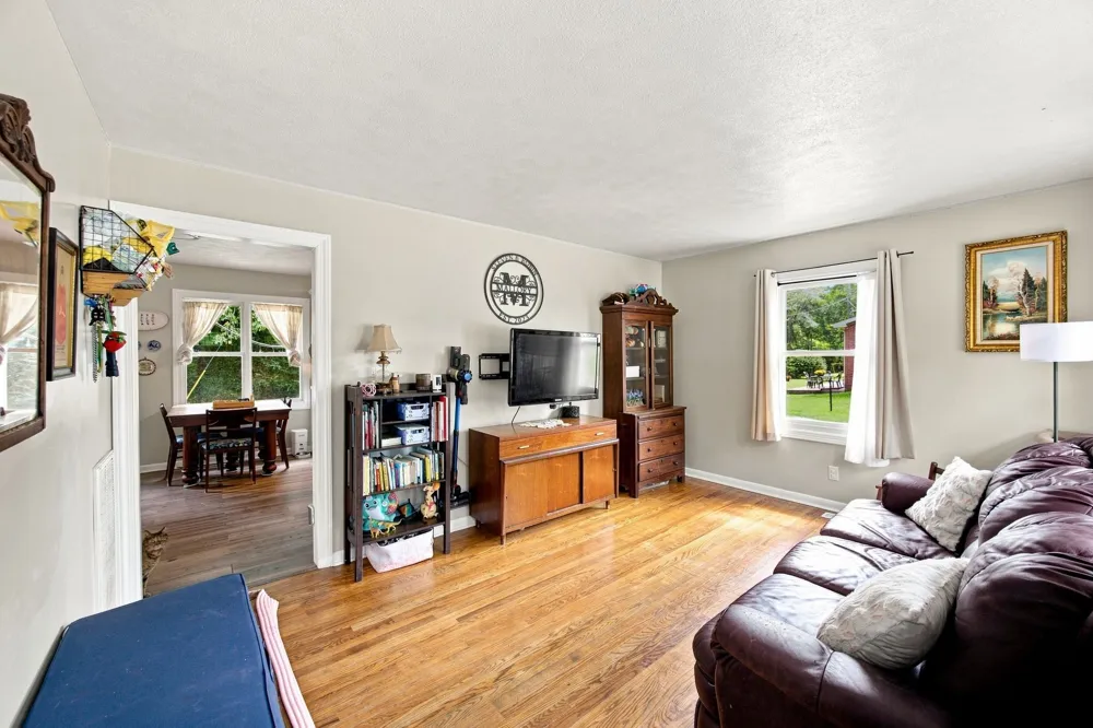 2864 Pigeon Springs Rd Tracy City, TN 37387