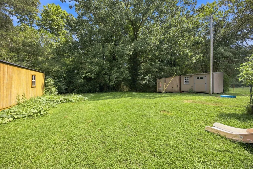 2864 Pigeon Springs Rd Tracy City, TN 37387