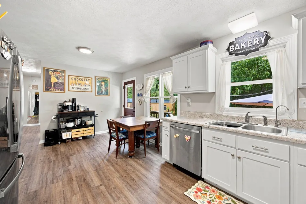 2864 Pigeon Springs Rd Tracy City, TN 37387