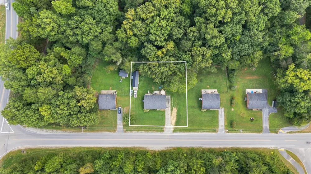 2864 Pigeon Springs Rd Tracy City, TN 37387