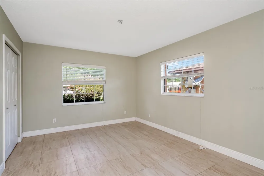 8001 HUBERT AVENUE Tampa, FL 33614