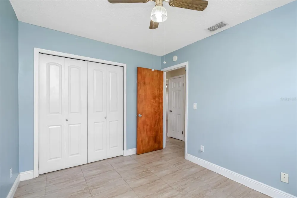 8001 HUBERT AVENUE Tampa, FL 33614