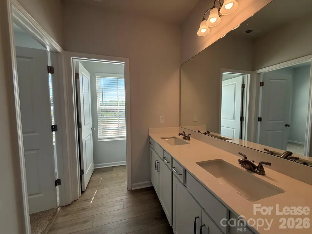 6514 Harlech Street Charlotte, NC 28269
