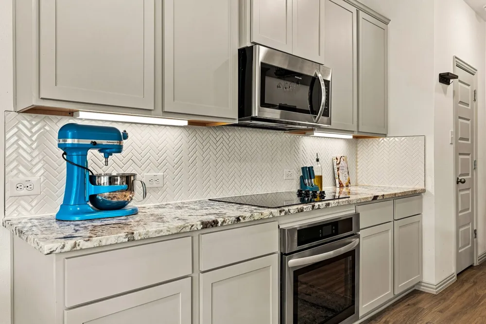 1126 Bowie Drive Lewisville, TX 75077