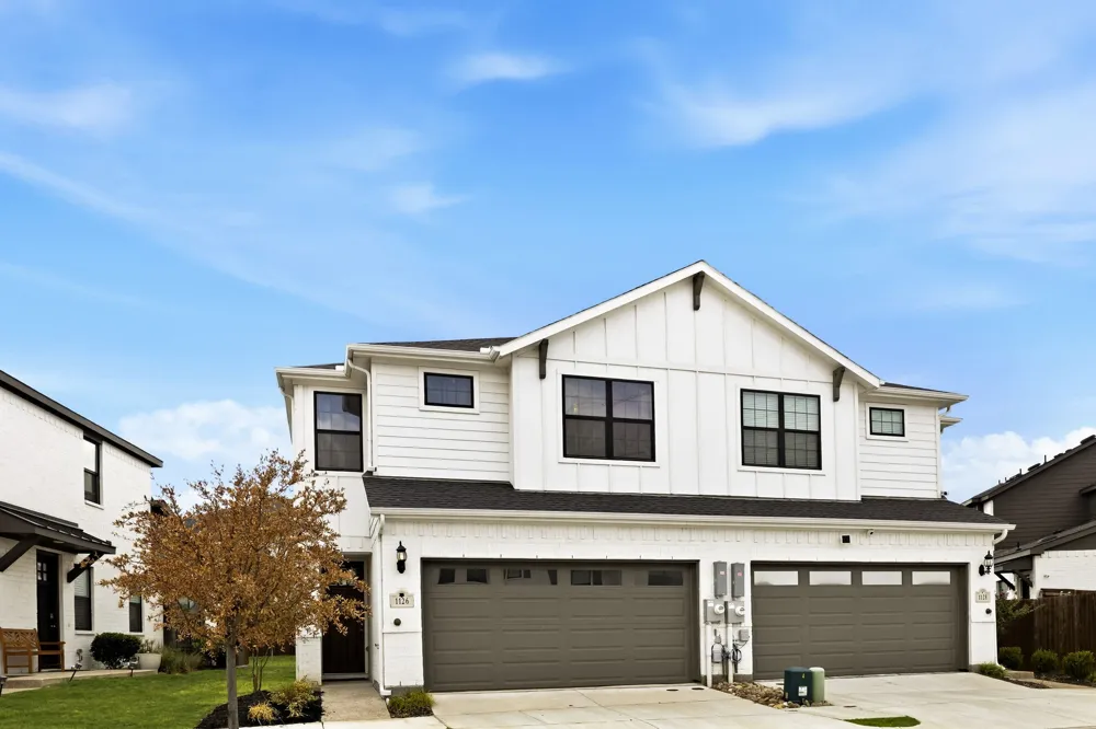 1126 Bowie Drive Lewisville, TX 75077