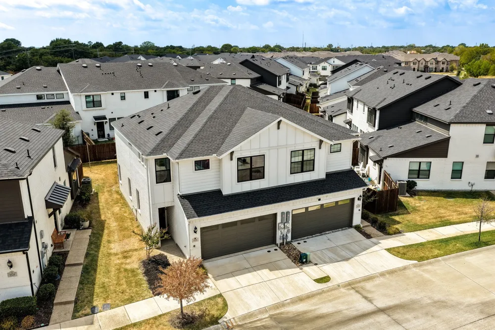 1126 Bowie Drive Lewisville, TX 75077