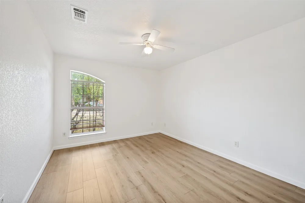 308 Rock Hill Drive Crowley, TX 76036