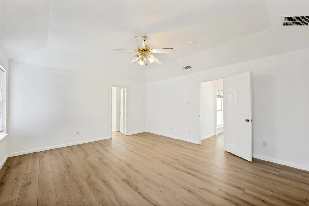 308 Rock Hill Drive Crowley, TX 76036