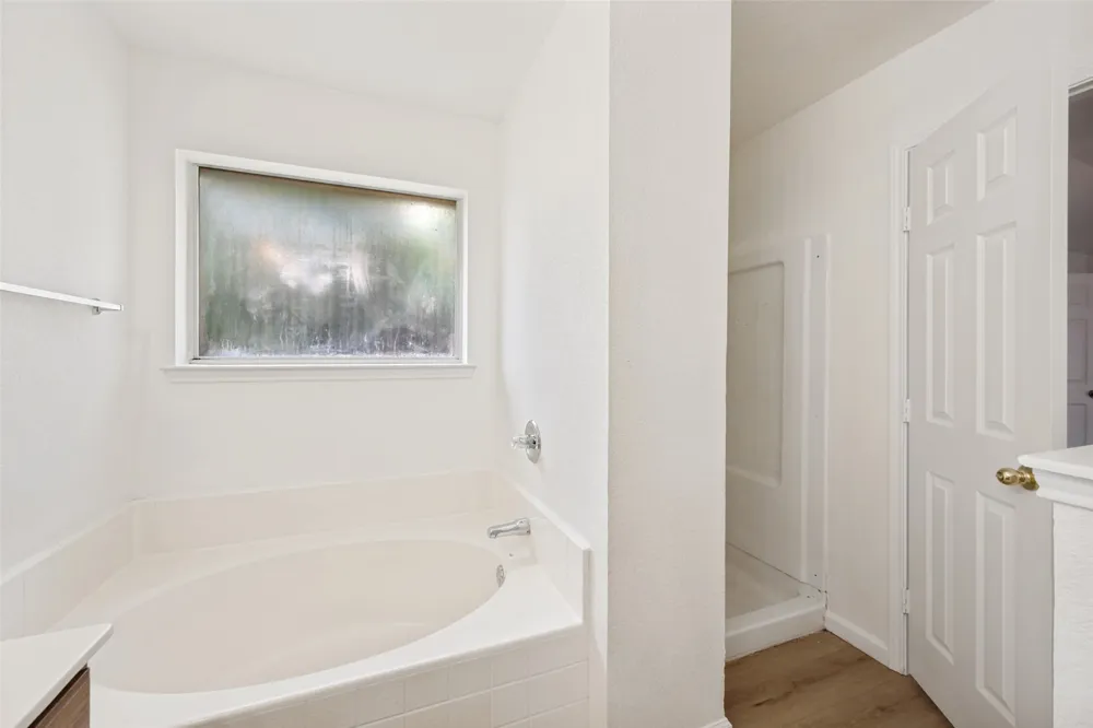 308 Rock Hill Drive Crowley, TX 76036