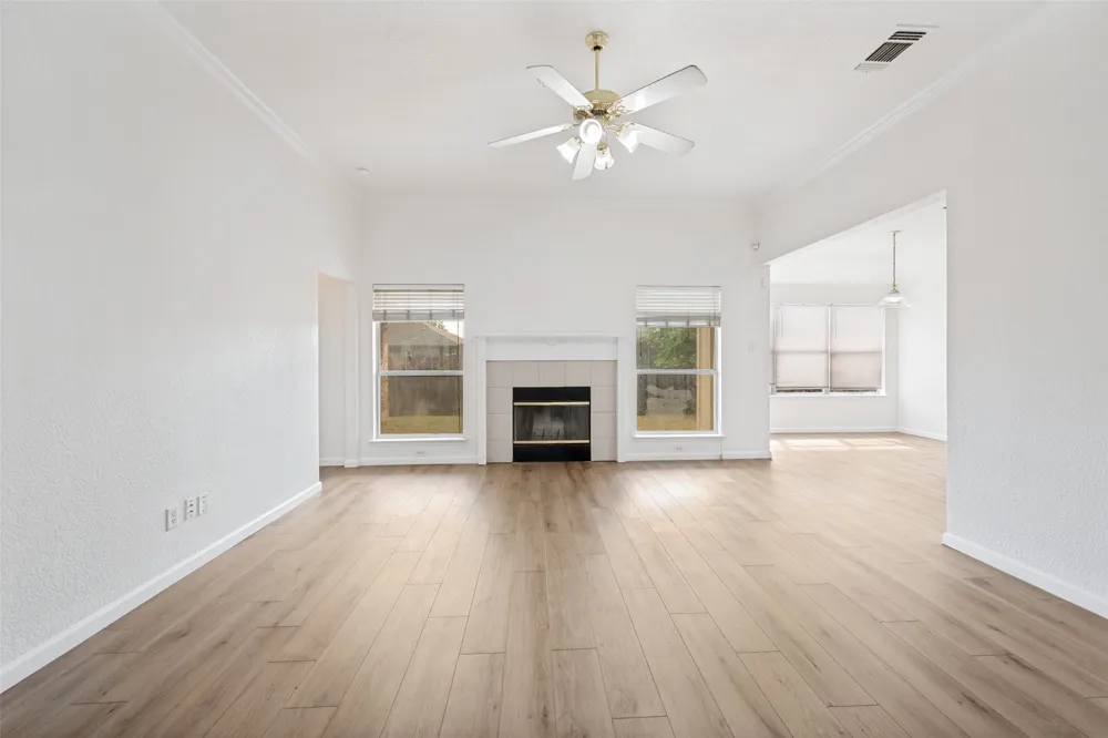 308 Rock Hill Drive Crowley, TX 76036