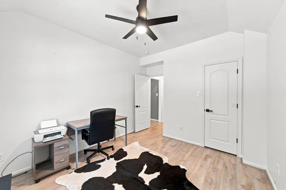 5635 Heather Run Houston, TX 77041