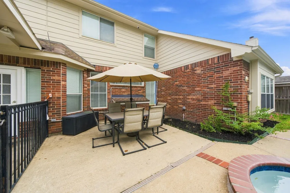 5635 Heather Run Houston, TX 77041