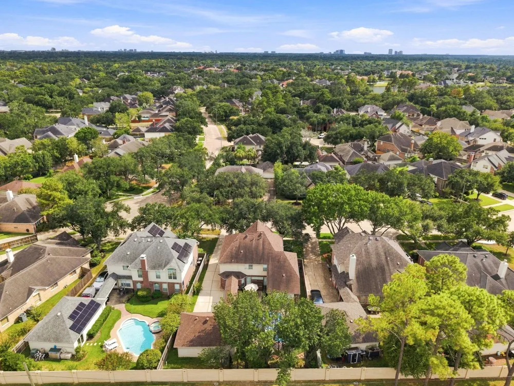 5635 Heather Run Houston, TX 77041