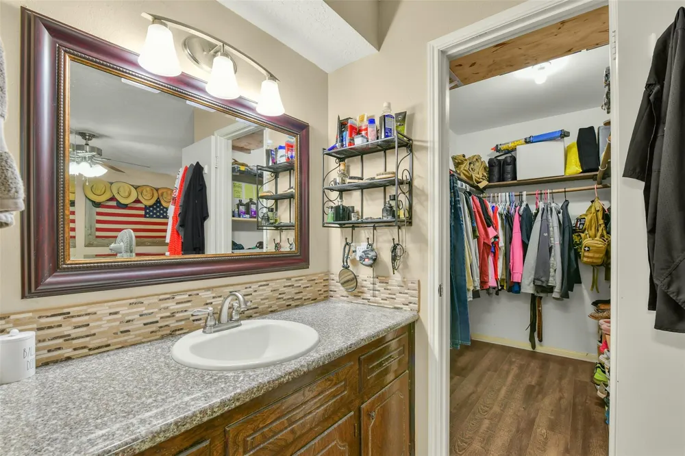 4410 Aztec Street Pasadena, TX 77504