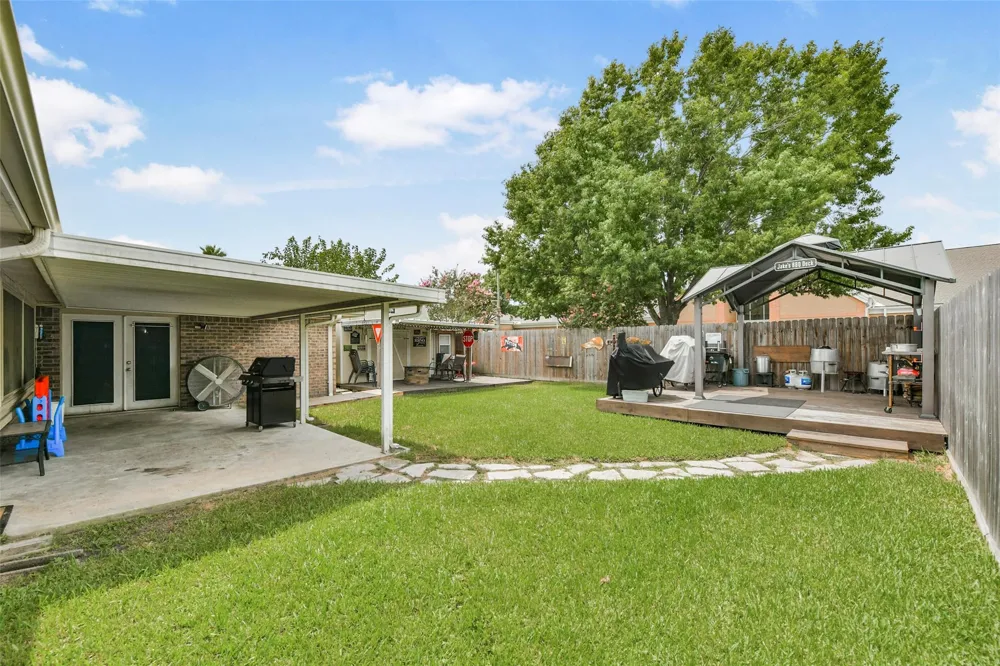 4410 Aztec Street Pasadena, TX 77504