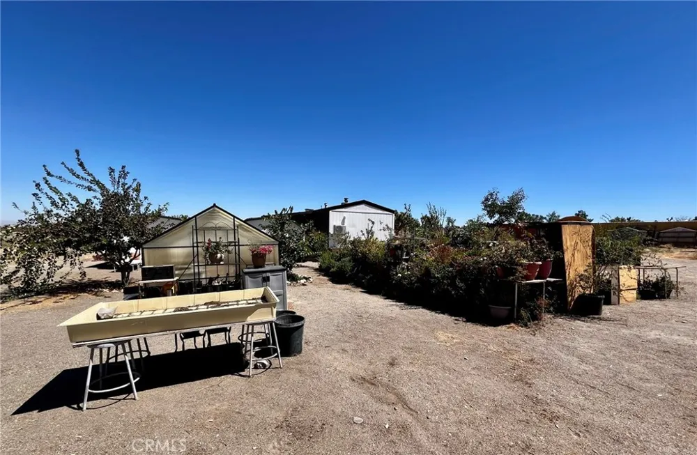 3875 Rancho Phelan, CA 92371