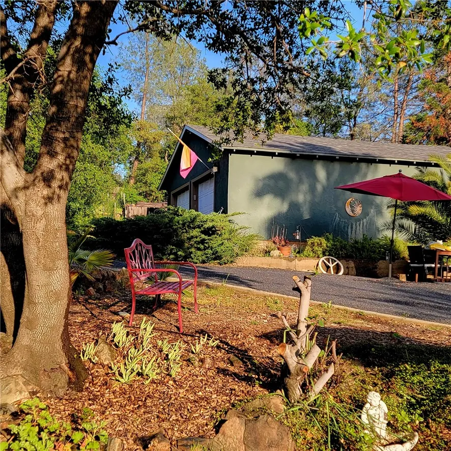 289 Skyline Boulevard Oroville, CA 95966
