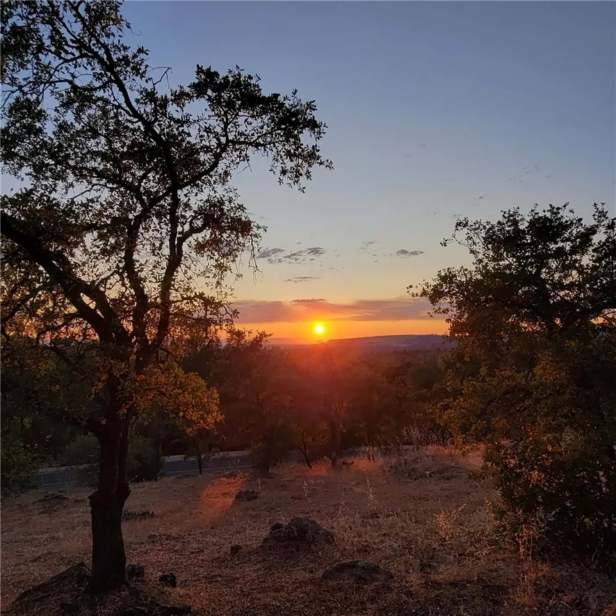 289 Skyline Boulevard Oroville, CA 95966
